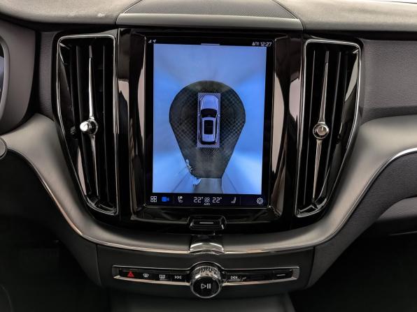 Volvo XC60 II Рестайлинг с пробегом 2021 года, цена 4 260 000 рублей, 77055 км, внедорожник, Автокод Объявления