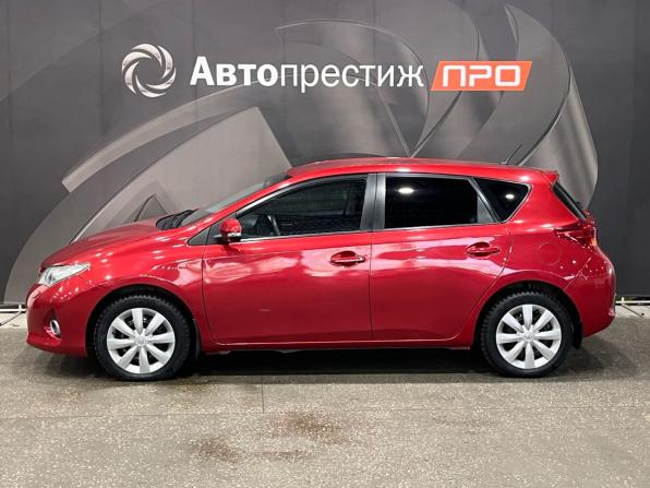 Toyota Auris II с пробегом 2013 года, цена 825 000 рублей, 205562 км, хэтчбек, Автокод Объявления