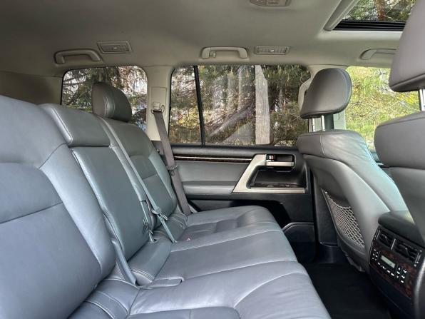 Toyota Land Cruiser 200 Series с пробегом 2008 года, цена 2 950 000 рублей, 272300 км, внедорожник, Автокод Объявления