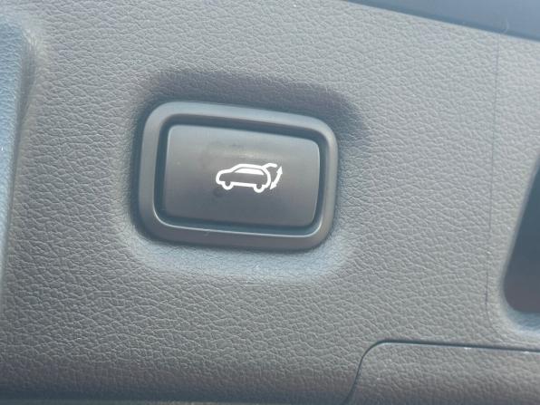 Hyundai Santa Fe IV Рестайлинг с пробегом 2021 года, цена 3 779 000 рублей, 107555 км, внедорожник, Автокод Объявления