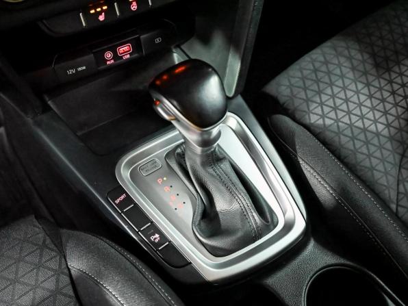 Kia Ceed III с пробегом 2019 года, цена 1 460 000 рублей, 192194 км, универсал, Автокод Объявления