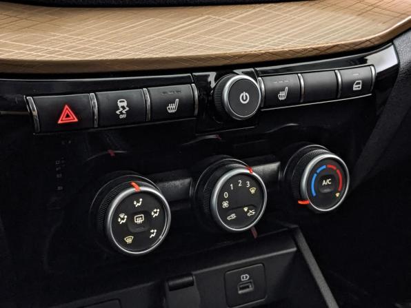 Lada (ВАЗ) Vesta I Рестайлинг (NG) с пробегом 2024 года, цена 1 600 000 рублей, 16512 км, универсал, Автокод Объявления