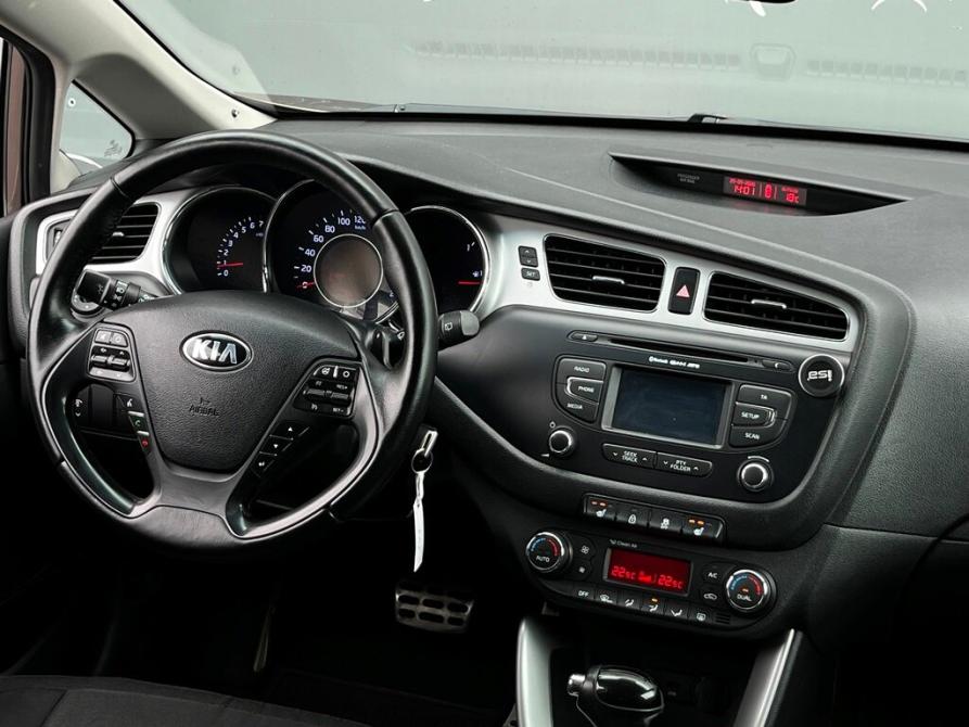 Kia Ceed II Санкт-Петербург  - изображение 13