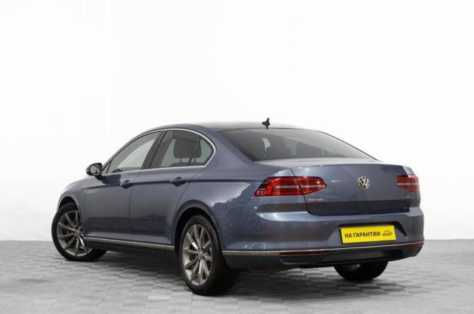 Volkswagen Passat B8 с пробегом 2017 года, цена 2 049 000 рублей, 43000 км, седан, Автокод Объявления