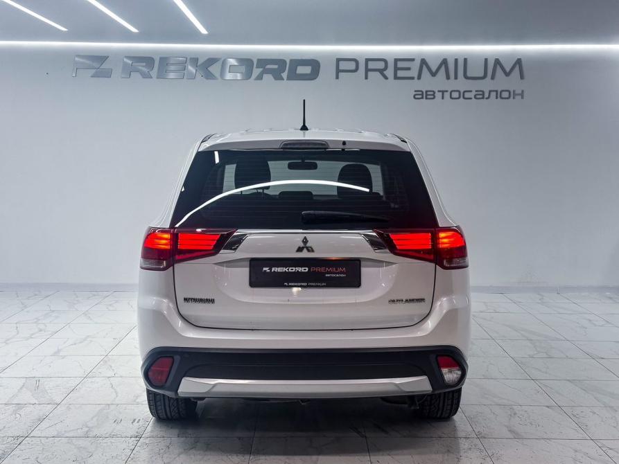 Mitsubishi Outlander III Рестайлинг 2 Уфа  - изображение 23