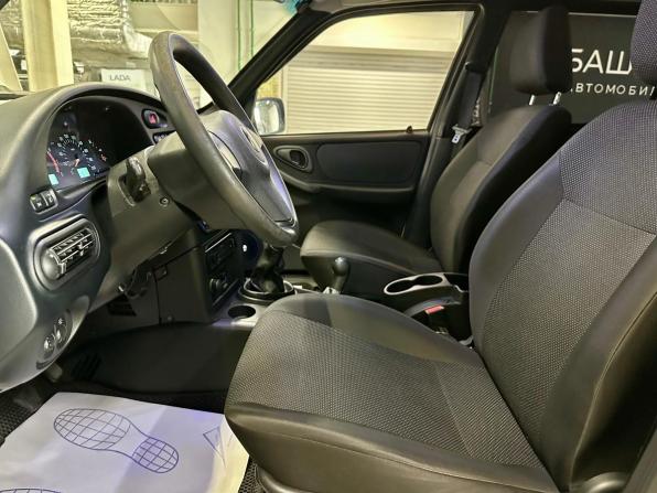 Chevrolet Niva I Рестайлинг с пробегом 2013 года, цена 540 000 рублей, 125388 км, внедорожник, Автокод Объявления