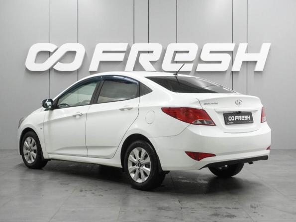 Hyundai Solaris I Рестайлинг с пробегом 2016 года, цена 1 045 000 рублей, 118802 км, седан, Автокод Объявления