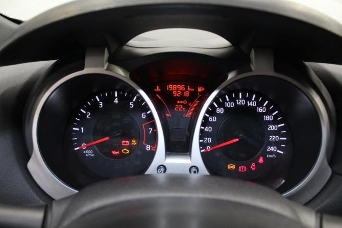 Nissan Juke I с пробегом 2013 года, цена 849 000 рублей, 198000 км, внедорожник, Автокод Объявления