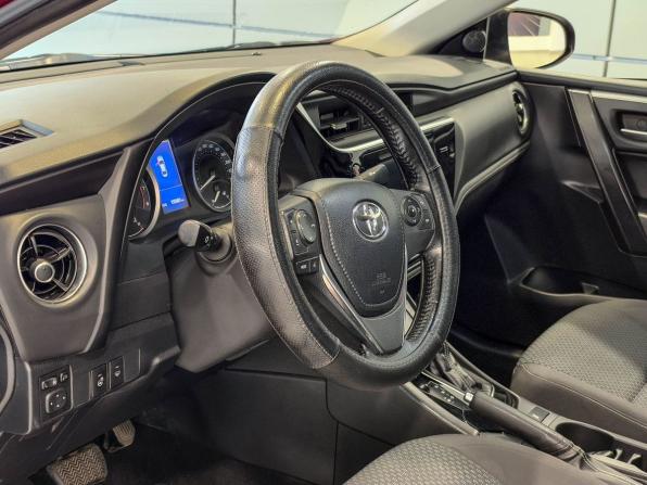 Toyota Corolla XI (E160 E170 E180) Рестайлинг 1 с пробегом 2017 года, цена 1 675 000 рублей, 155680 км, седан, Автокод Объявления