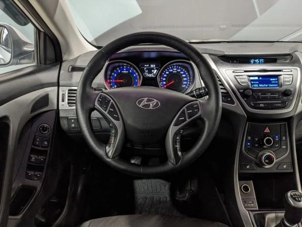 Hyundai Elantra V (MD) Рестайлинг с пробегом 2015 года, цена 1 045 000 рублей, 174315 км, седан, Автокод Объявления