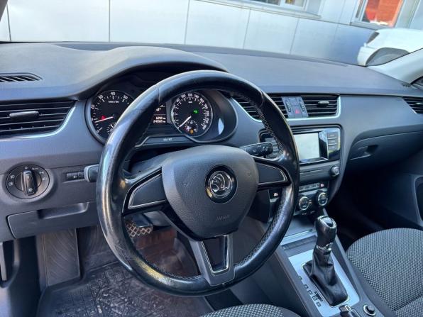 Skoda Octavia III (A7) с пробегом 2015 года, цена 1 250 000 рублей, 240569 км, лифтбек, Автокод Объявления