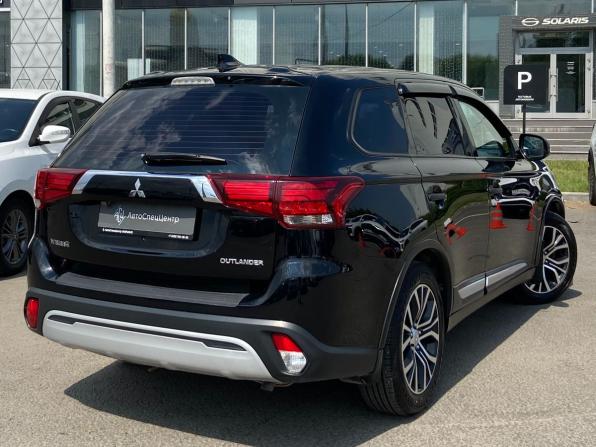 Mitsubishi Outlander III Рестайлинг 3 с пробегом 2018 года, цена 1 588 000 рублей, 189000 км, внедорожник, Автокод Объявления