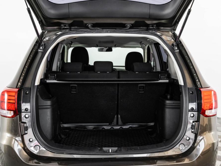Mitsubishi Outlander III Рестайлинг 2 Санкт-Петербург  - изображение 18