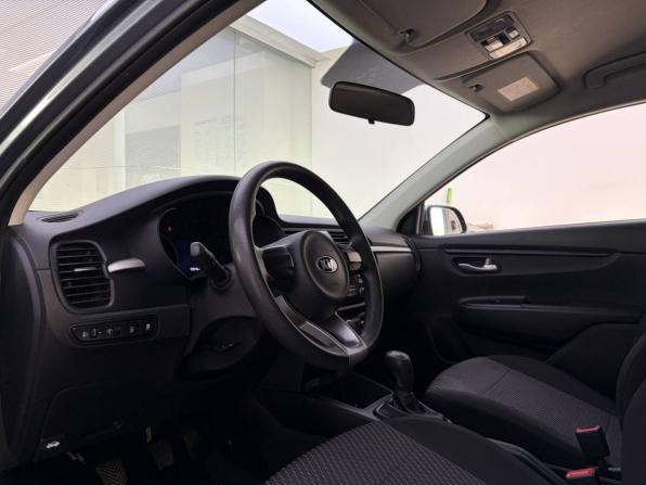 Kia Rio IV с пробегом 2017 года, цена 1 349 000 рублей, 39600 км, седан, Автокод Объявления