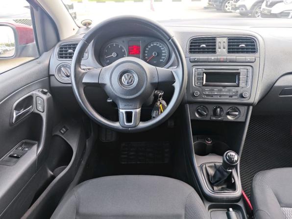 Volkswagen Polo V с пробегом 2013 года, цена 790 000 рублей, 111990 км, седан, Автокод Объявления