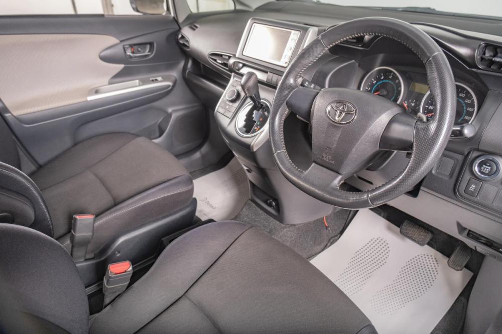 Toyota Wish II Томск  - изображение 8