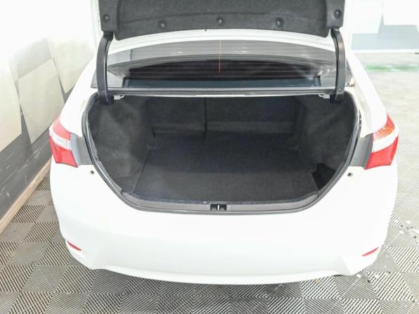 Toyota Corolla XI (E160 E170 E180) с пробегом 2014 года, цена 1 300 000 рублей, 234621 км, седан, Автокод Объявления