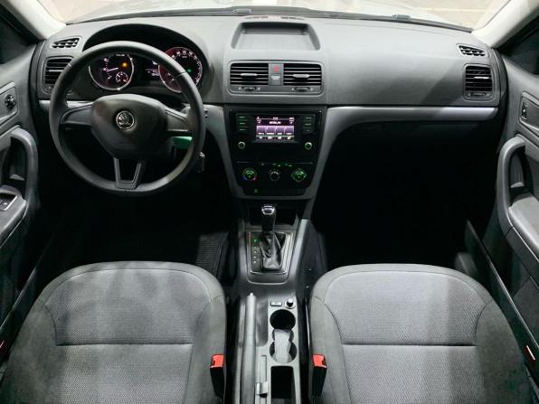 Skoda Yeti I Рестайлинг с пробегом 2016 года, цена 1 370 000 рублей, 136431 км, внедорожник, Автокод Объявления