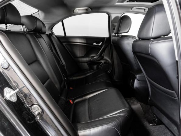 Honda Accord VIII Рестайлинг с пробегом 2011 года, цена 1 225 000 рублей, 300883 км, седан, Автокод Объявления