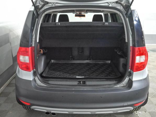 Skoda Yeti I с пробегом 2013 года, цена 1 100 000 рублей, 141383 км, внедорожник, Автокод Объявления