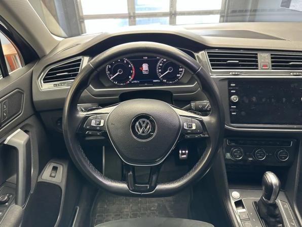 Volkswagen Tiguan II с пробегом 2018 года, цена 2 080 000 рублей, 100092 км, внедорожник, Автокод Объявления
