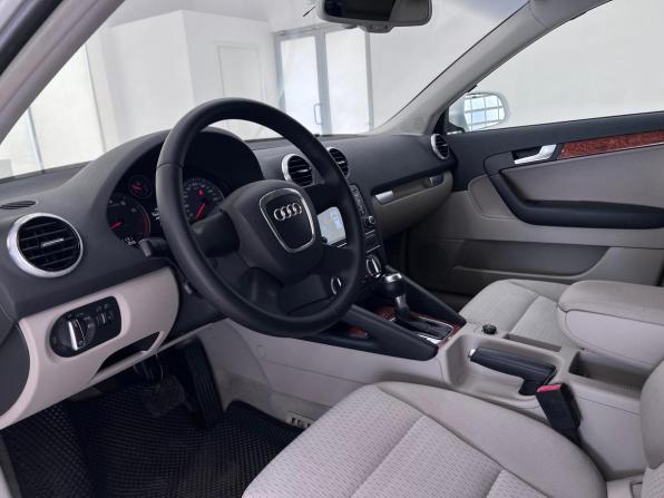 Audi A3 II (8P) Рестайлинг 2 с пробегом 2012 года, цена 920 000 рублей, 176134 км, хэтчбек, Автокод Объявления