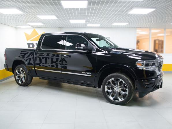 Ram 1500 V с пробегом 2023 года, цена 10 499 000 рублей, 15062 км, offers.body_type.unknown, Автокод Объявления