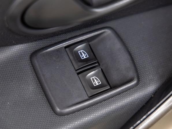 Renault Logan II Рестайлинг с пробегом 2021 года, цена 1 158 000 рублей, 107126 км, седан, Автокод Объявления