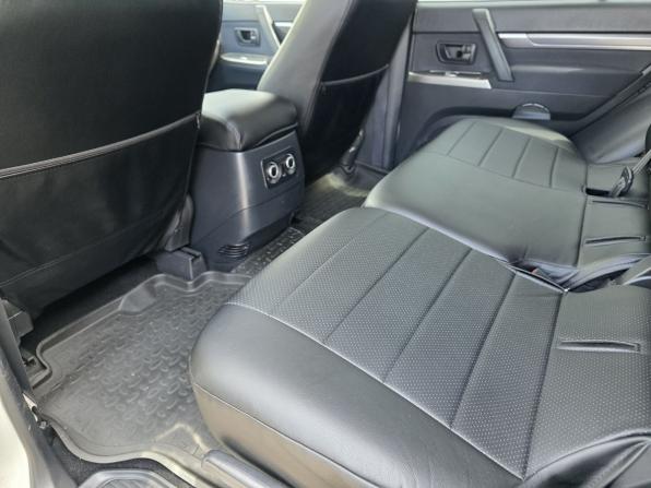 Mitsubishi Pajero IV Рестайлинг 1 с пробегом 2013 года, цена 2 330 000 рублей, 155710 км, внедорожник, Автокод Объявления