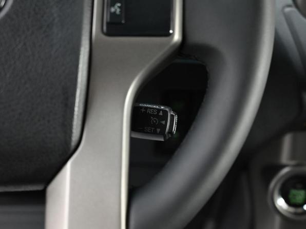 Toyota Land Cruiser Prado 150 Series с пробегом 2011 года, цена 1 519 000 рублей, 150318 км, внедорожник, Автокод Объявления