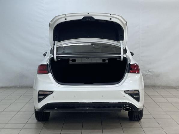 Kia Cerato IV Рестайлинг с пробегом 2021 года, цена 2 140 000 рублей, 38823 км, седан, Автокод Объявления