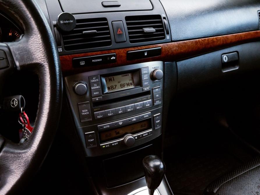 Toyota Avensis II Рестайлинг Екатеринбург  - изображение 11
