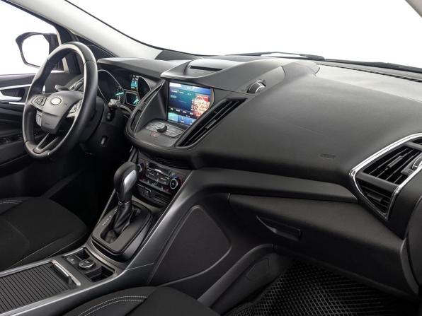 Ford Kuga II Рестайлинг с пробегом 2018 года, цена 1 850 000 рублей, 82753 км, внедорожник, Автокод Объявления