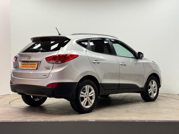Hyundai ix35 I с пробегом 2011 года, цена 1 039 000 рублей, 264107 км, внедорожник, Автокод Объявления