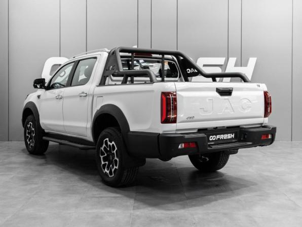 JAC T9 с пробегом 2024 года, цена 3 300 000 рублей, 5158 км, offers.body_type.unknown, Автокод Объявления