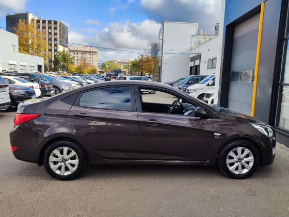 Hyundai Solaris I Рестайлинг с пробегом 2016 года, цена 1 100 000 рублей, 155016 км, седан, Автокод Объявления