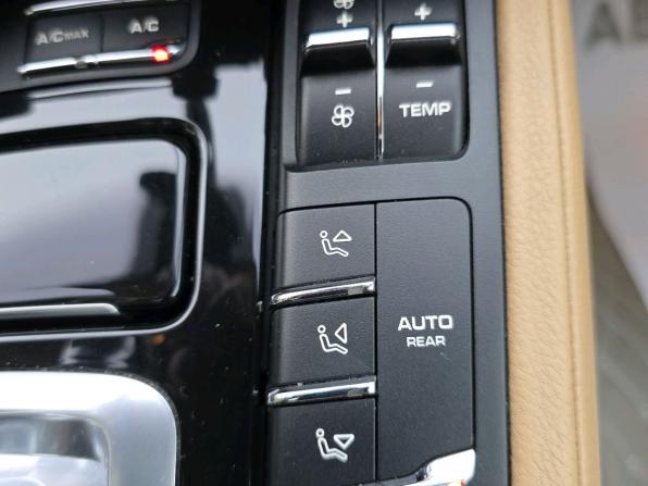 Porsche Cayenne II (958) с пробегом 2011 года, цена 2 330 000 рублей, 277000 км, внедорожник, Автокод Объявления