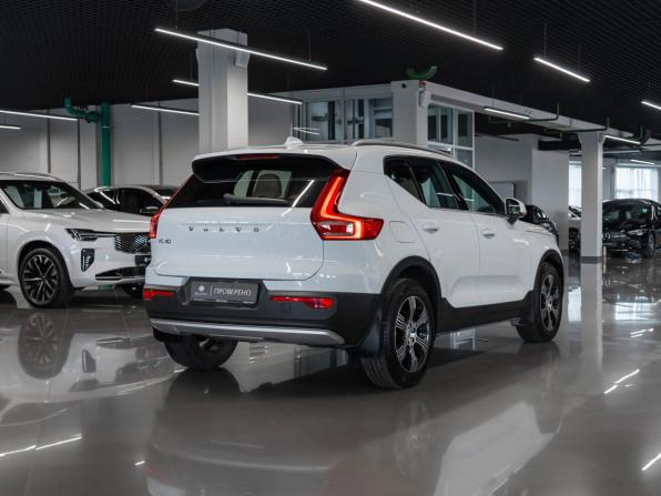 Volvo XC40 I с пробегом 2021 года, цена 3 610 000 рублей, 45529 км, внедорожник, Автокод Объявления