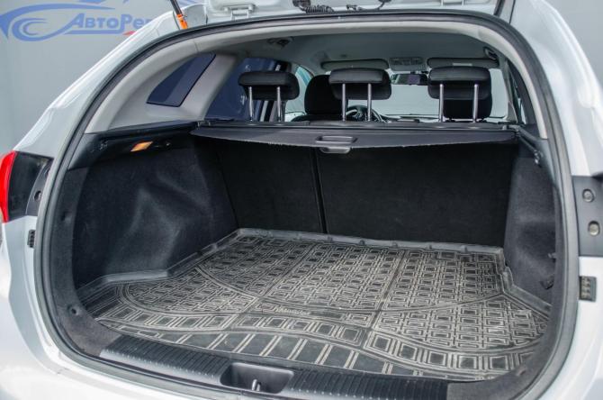Kia Ceed II с пробегом 2013 года, цена 930 000 рублей, 210000 км, универсал, Автокод Объявления