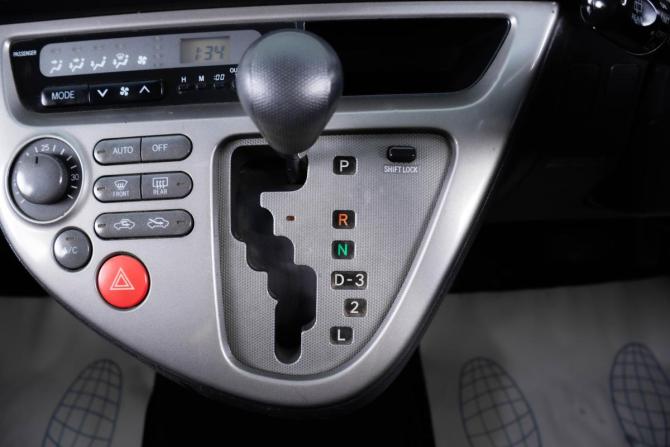 Toyota Wish I с пробегом 2005 года, цена 679 000 рублей, 226549 км, компактвэн, Автокод Объявления