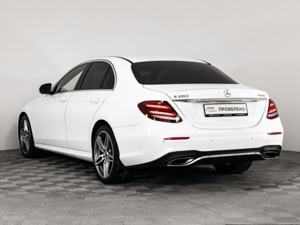 Mercedes-Benz E-Класс V (W213 S213 C238) с пробегом 2016 года, цена 2 199 000 рублей, 222068 км, седан, Автокод Объявления