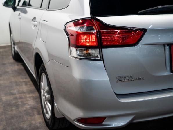 Toyota Corolla XI (E160 E170 E180) Рестайлинг 1 с пробегом 2015 года, цена 1 070 000 рублей, 148000 км, универсал, Автокод Объявления