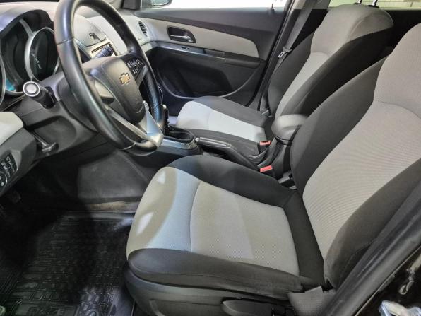 Chevrolet Cruze I Рестайлинг с пробегом 2014 года, цена 775 000 рублей, 175492 км, хэтчбек, Автокод Объявления