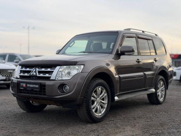 Mitsubishi Pajero IV Рестайлинг 1 с пробегом 2011 года, цена 1 495 000 рублей, 295200 км, внедорожник, Автокод Объявления
