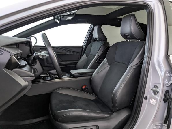 Toyota Camry IX (XV80) China Market с пробегом 2024 года, цена 3 800 000 рублей, 44745 км, седан, Автокод Объявления