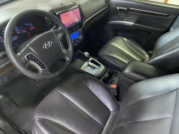Hyundai Santa Fe II Рестайлинг с пробегом 2011 года, цена 1 215 400 рублей, 230936 км, внедорожник, Автокод Объявления