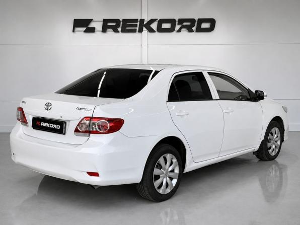 Toyota Corolla X (E140 E150) Рестайлинг с пробегом 2013 года, цена 1 399 000 рублей, 180000 км, седан, Автокод Объявления