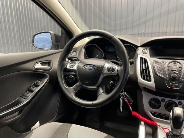 Ford Focus III с пробегом 2012 года, цена 557 000 рублей, 206213 км, хэтчбек, Автокод Объявления