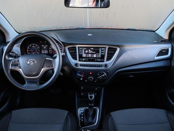 Hyundai Solaris II Рестайлинг с пробегом 2021 года, цена 1 550 000 рублей, 110679 км, седан, Автокод Объявления