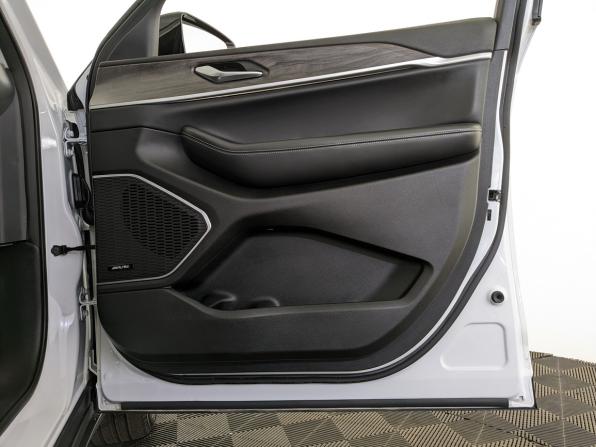 Jeep Grand Cherokee V (WL) с пробегом 2022 года, цена 5 750 000 рублей, 69048 км, внедорожник, Автокод Объявления